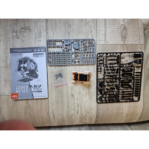 Green Energy 7-in-1 Solar Robot STEM DIY Kit | Buildable Solar Toy for Kids 10+ - Picture 13 of 16